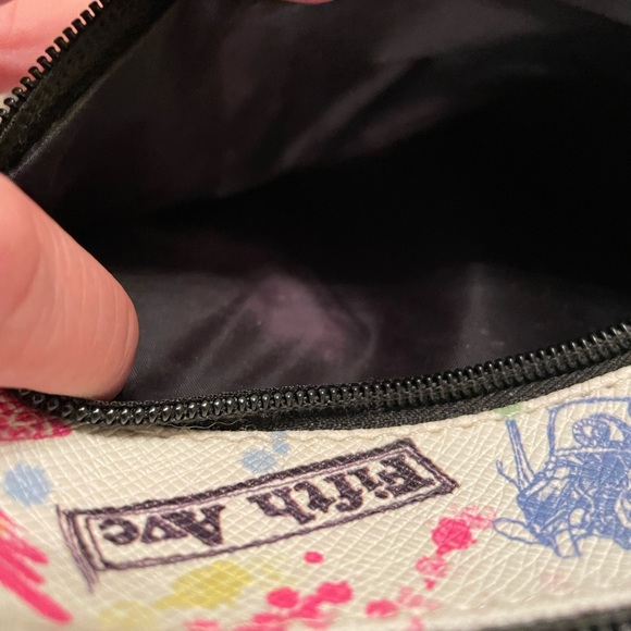 Cute glam so chic mini crossbody - Picture 7 of 9